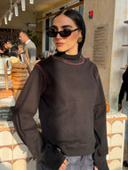 Red line Pullover
