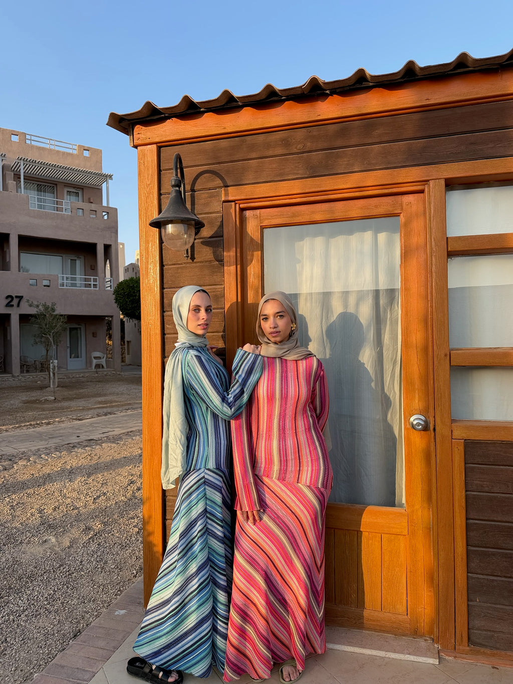 Sola Dress ( With Basic Dress )